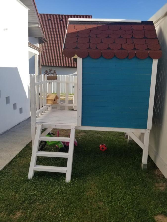 Autentic Adorabil Apartment Albeştii Pământeni Exterior foto
